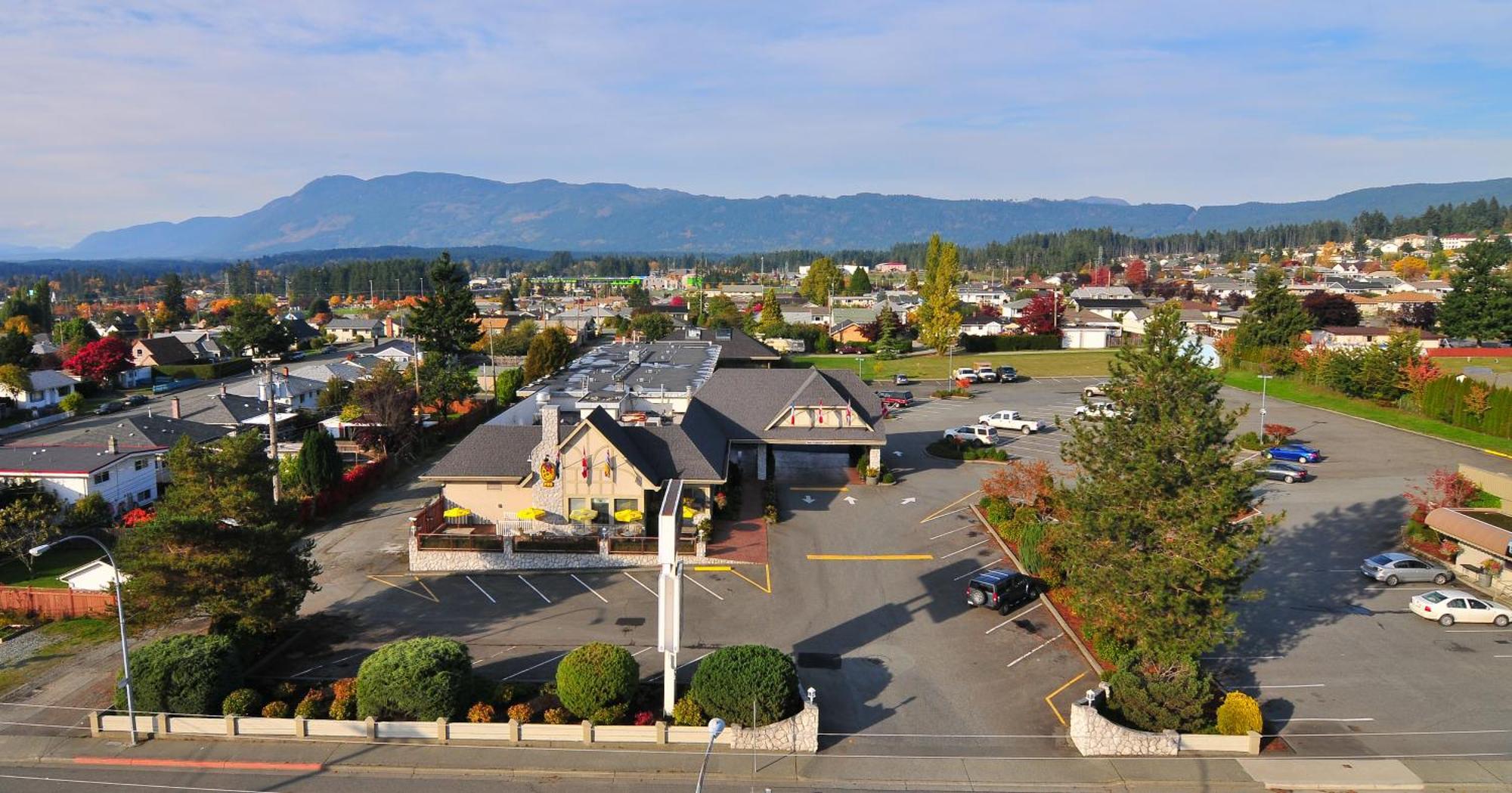 The Hospitality Inn Port Alberni Exterior photo