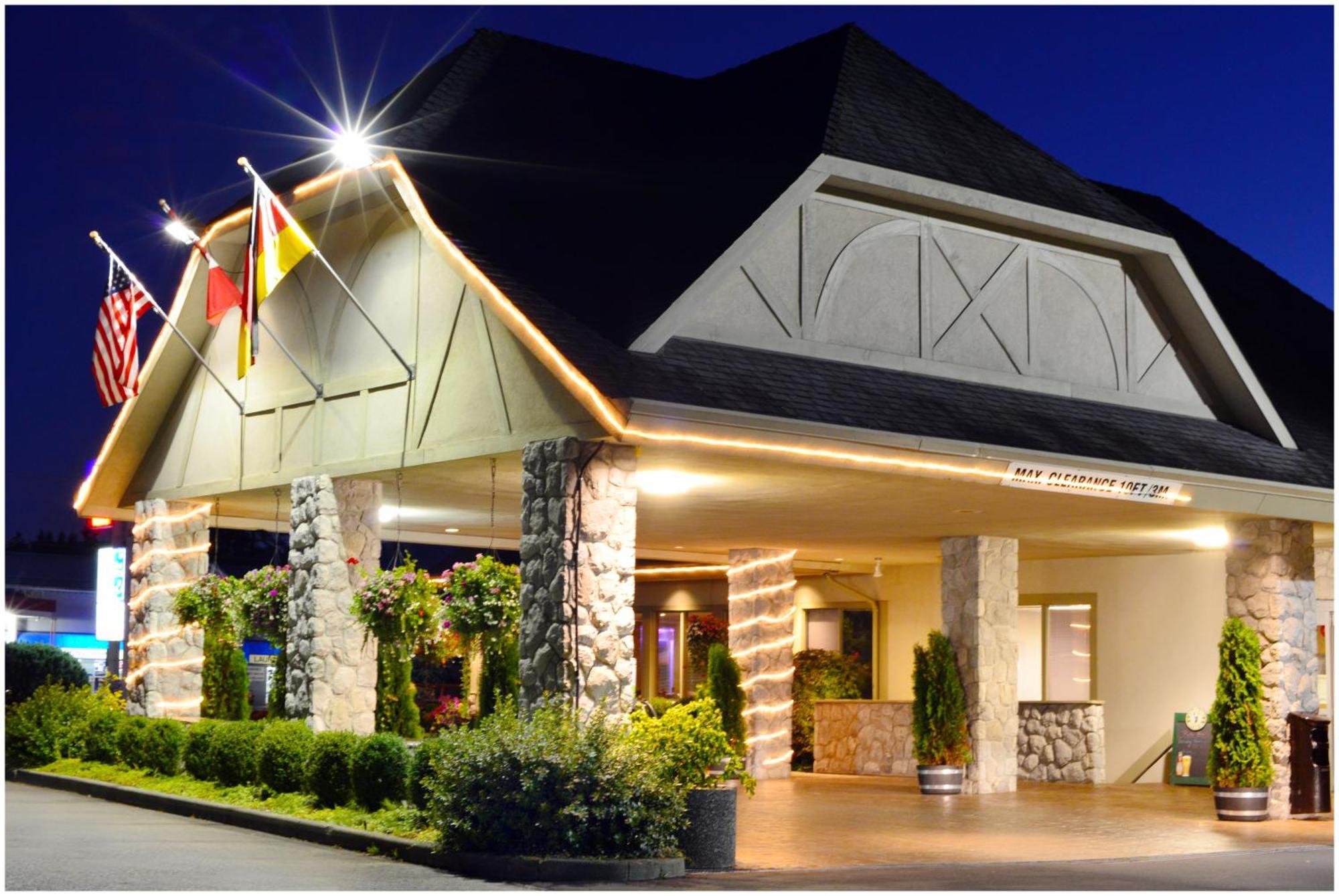 The Hospitality Inn Port Alberni Exterior photo