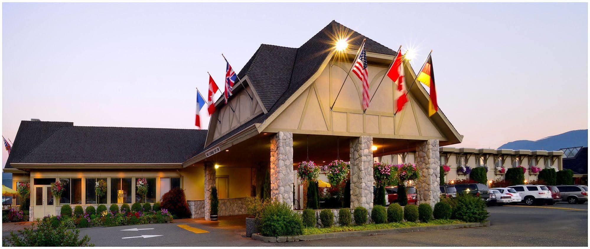 The Hospitality Inn Port Alberni Exterior photo
