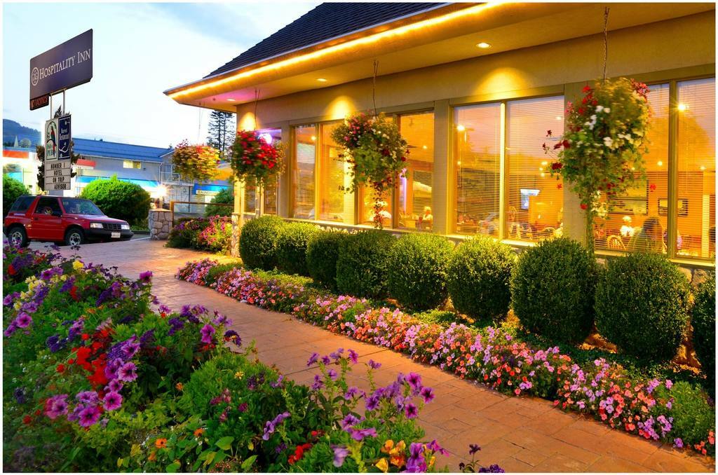 The Hospitality Inn Port Alberni Exterior photo